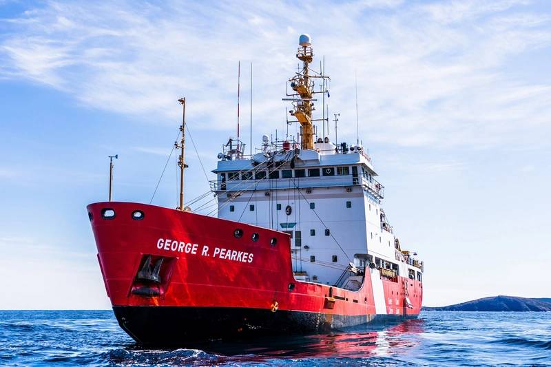 Heddle Shipyards awarded $135-million contract to refit Coast Guard ship